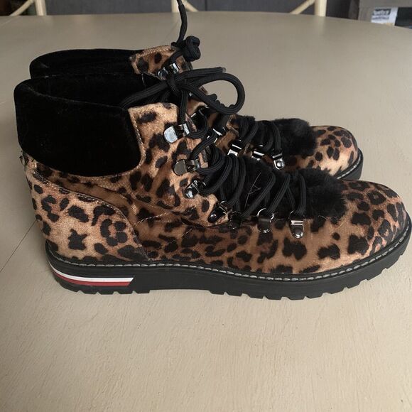 Tommy Hilfiger Icee 3 Leopard Cheetah Faux Fur Boots Hiking Ankle 10 Worn Once - Picture 5 of 11